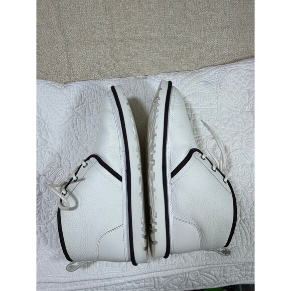 UGG Men 11 White Neumel Leather Wool Blend Lined Lace Up Chukka Boot Casual Wear